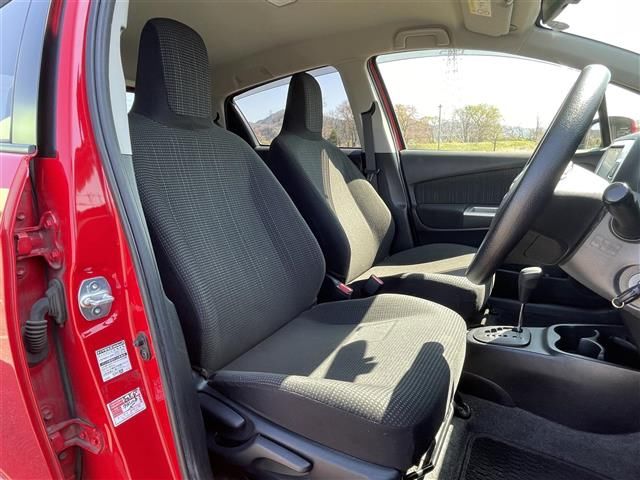 2015 TOYOTA VITZ